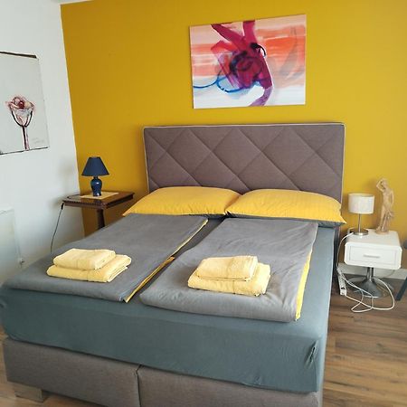 דירות וילאך Waldeslust Warmbad Mit Balkon Und Privatem Parkplatz מראה חיצוני תמונה