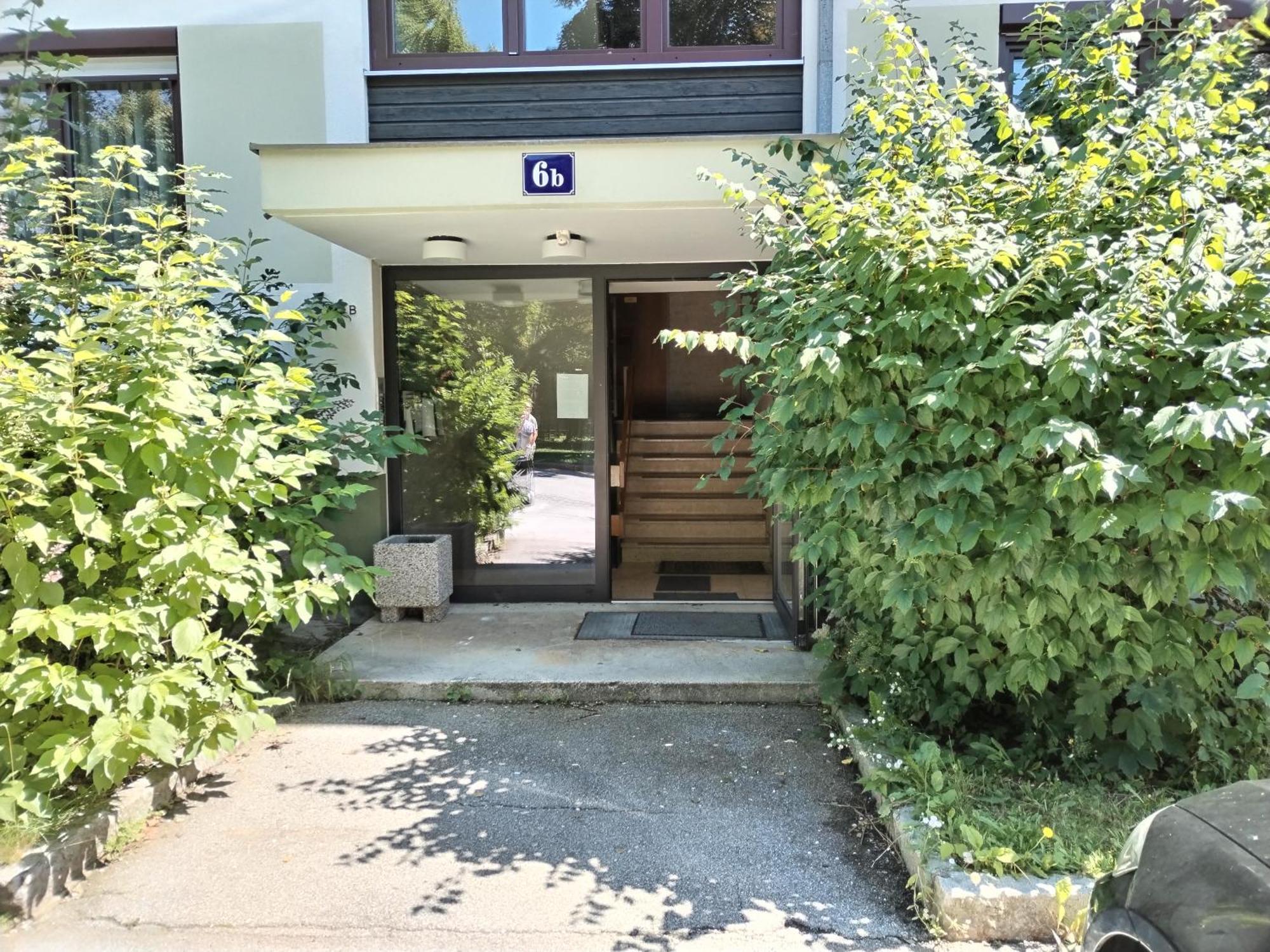 דירות וילאך Waldeslust Warmbad Mit Balkon Und Privatem Parkplatz מראה חיצוני תמונה
